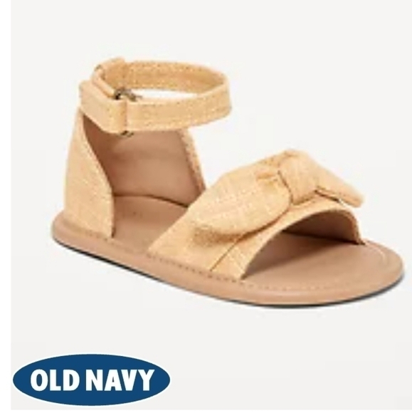 Sandals - Picture 1 of 6